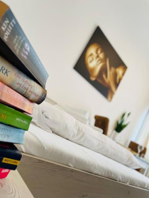 Fewo 20 - Appartement Im Rottalblick - Youngmodern Wohnen Mit Bademantelgang Zur Therme, Tv, Balkon Und Persoenlichem Gaesteempfang Von Astarte Estate Бад-Грісбах Екстер'єр фото