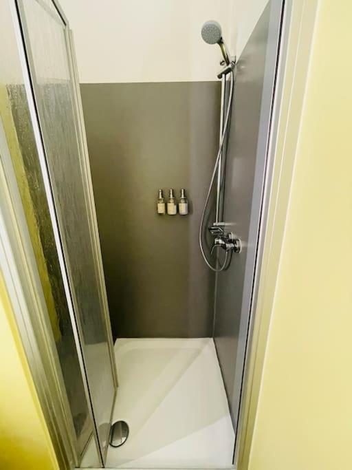 Fewo 20 - Appartement Im Rottalblick - Youngmodern Wohnen Mit Bademantelgang Zur Therme, Tv, Balkon Und Persoenlichem Gaesteempfang Von Astarte Estate Бад-Грісбах Екстер'єр фото